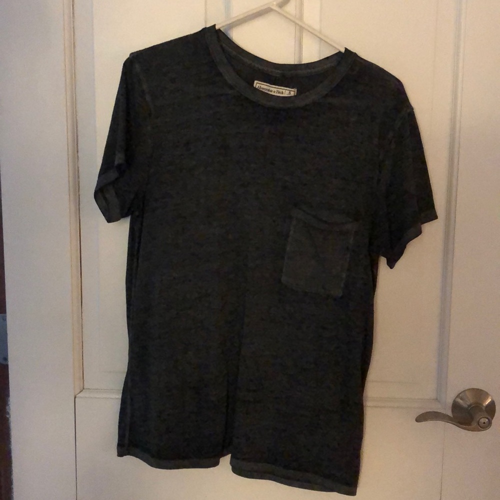 abercrombie & fitch tee